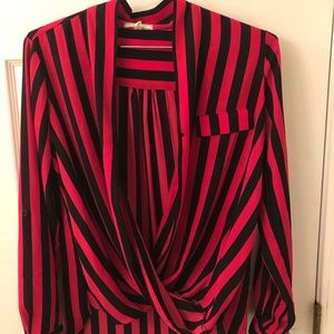 ‼️SOLD‼️    Beautiful Pleione Blouse!